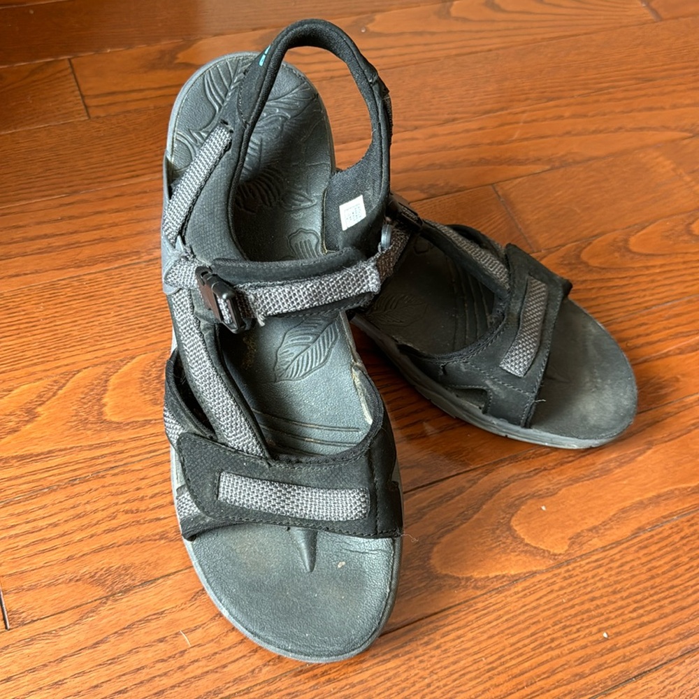 Riverland sandals
